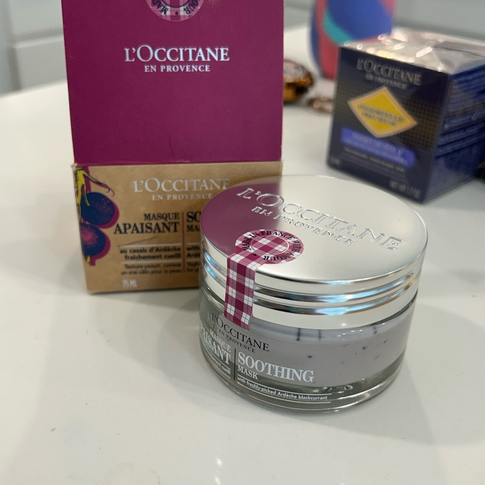 L'OCCITANE Soothing Mask with Blackcurrant